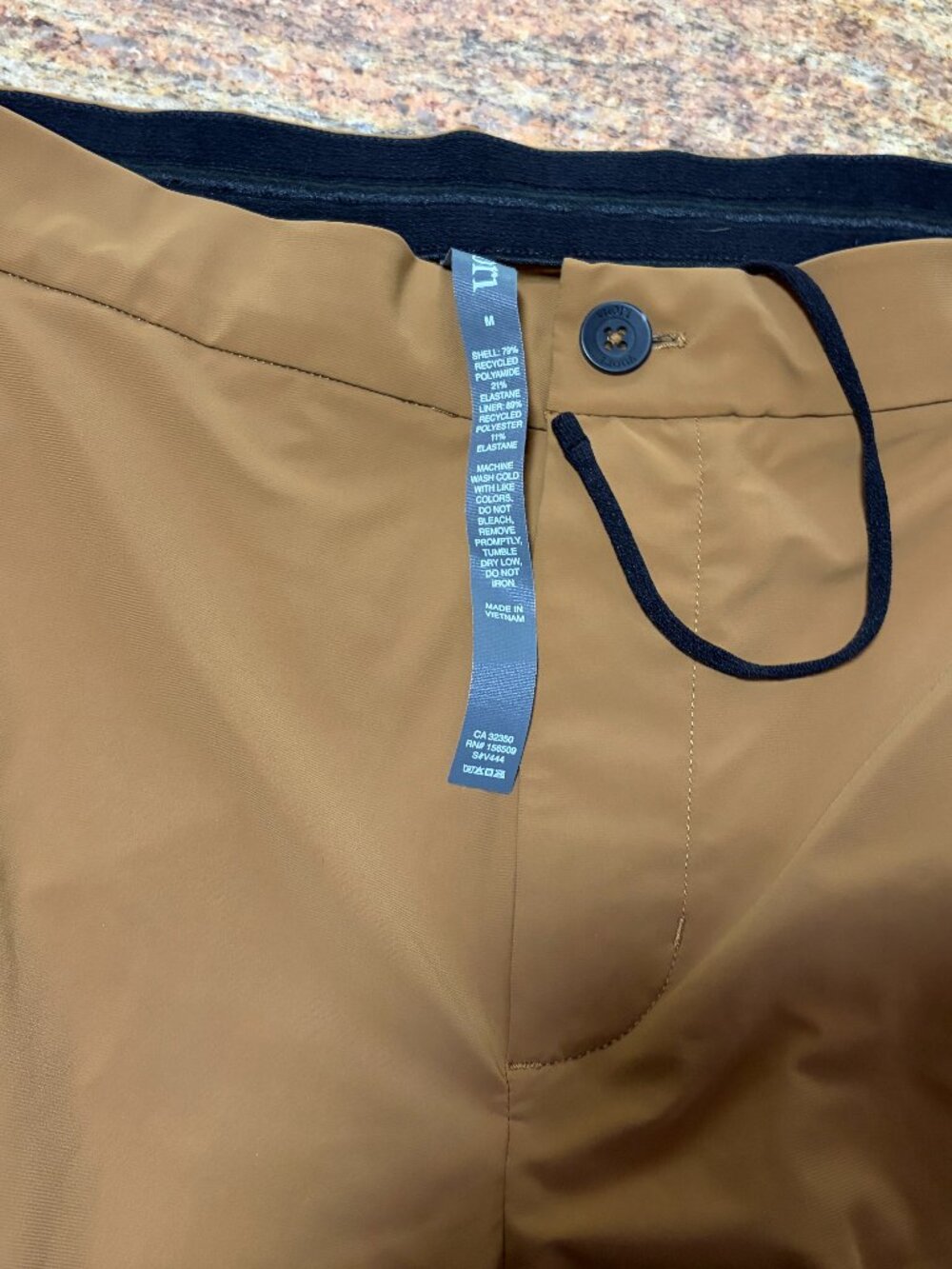 Vuori Fleet Jogger Men's Medium VGUC Inseam 29" Elastic cuff - Picture 3 of 9